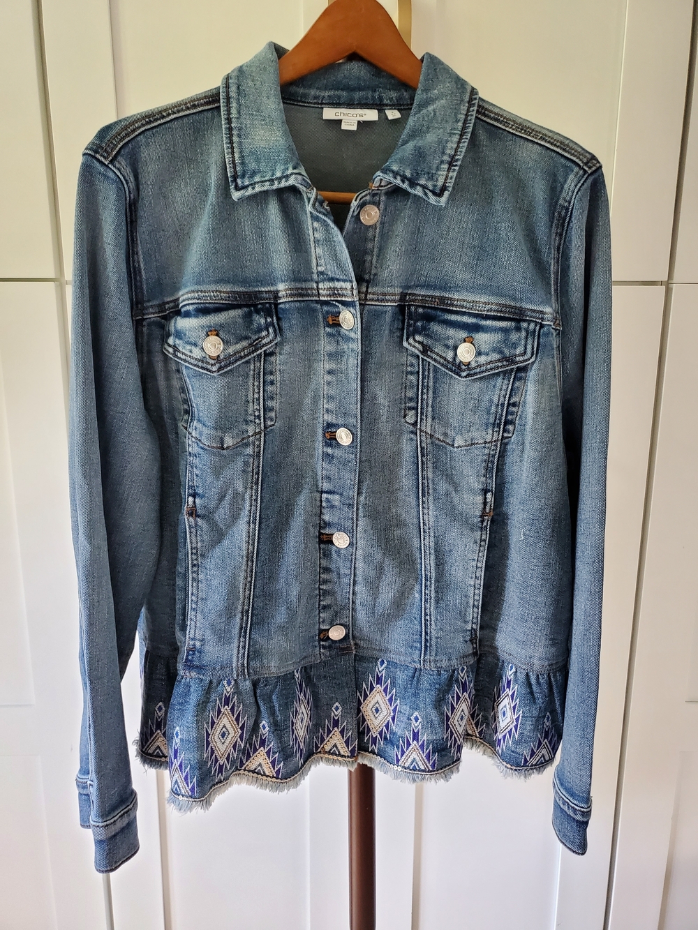 Chico's Boho Embroidery Peplum Denim Jacket Womens 3 Bimini Indigo Jean
